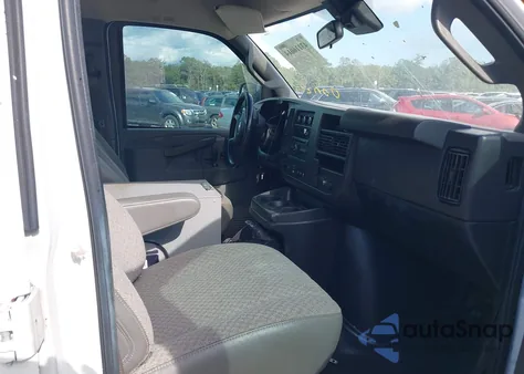 2019 Chevrolet Express 2500 Work Van from USA, damaged, VIN 1GCWGAFP3K1308910